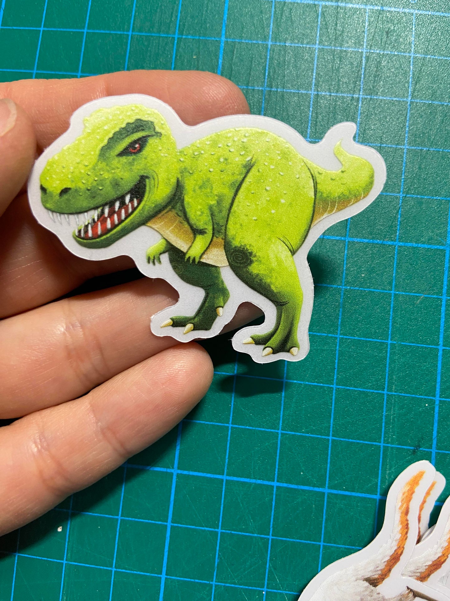 Sticker mic - T-rex